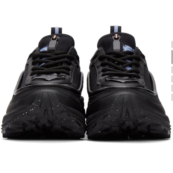MCQ Black FA-5 Runner Sneakers - Picture 3 of 10
